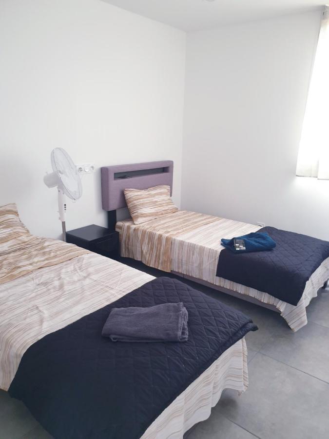 Big Flat Sea Vieuw 95 M2 5 Rooms Near Airport 5 Min Train 3 Min And Tram On Site, Beach 7 Min, 2 Showers And 2 Toilets , Neuf Grand Appartement 95 M2 5 Chambres Proche Aeroport 5 Min Train 3 Min Et Tramway Sur Place, Plage 7 Min 2 Douches Et 2 Wc Vue 니스 외부 사진