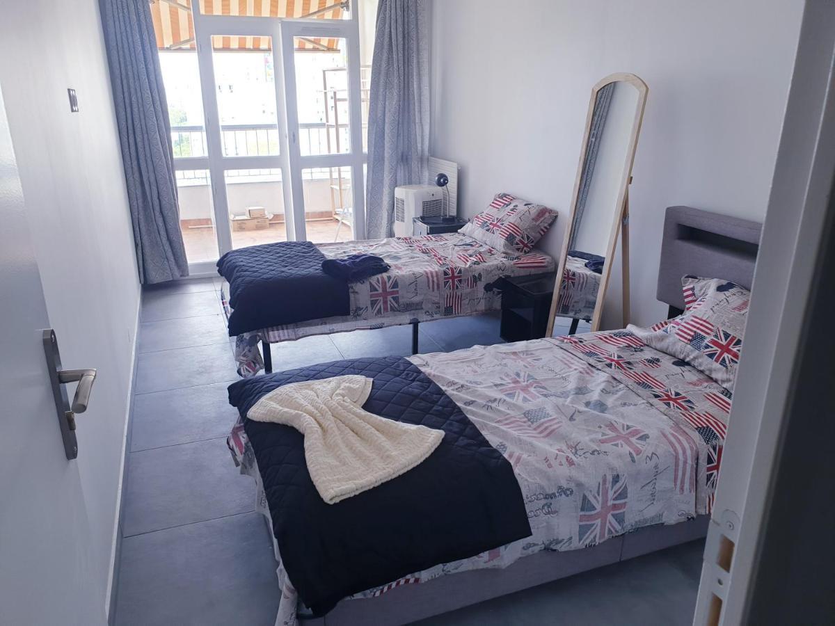 Big Flat Sea Vieuw 95 M2 5 Rooms Near Airport 5 Min Train 3 Min And Tram On Site, Beach 7 Min, 2 Showers And 2 Toilets , Neuf Grand Appartement 95 M2 5 Chambres Proche Aeroport 5 Min Train 3 Min Et Tramway Sur Place, Plage 7 Min 2 Douches Et 2 Wc Vue 니스 외부 사진