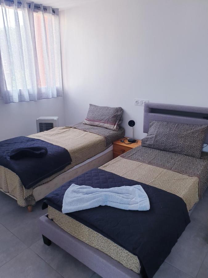 Big Flat Sea Vieuw 95 M2 5 Rooms Near Airport 5 Min Train 3 Min And Tram On Site, Beach 7 Min, 2 Showers And 2 Toilets , Neuf Grand Appartement 95 M2 5 Chambres Proche Aeroport 5 Min Train 3 Min Et Tramway Sur Place, Plage 7 Min 2 Douches Et 2 Wc Vue 니스 외부 사진