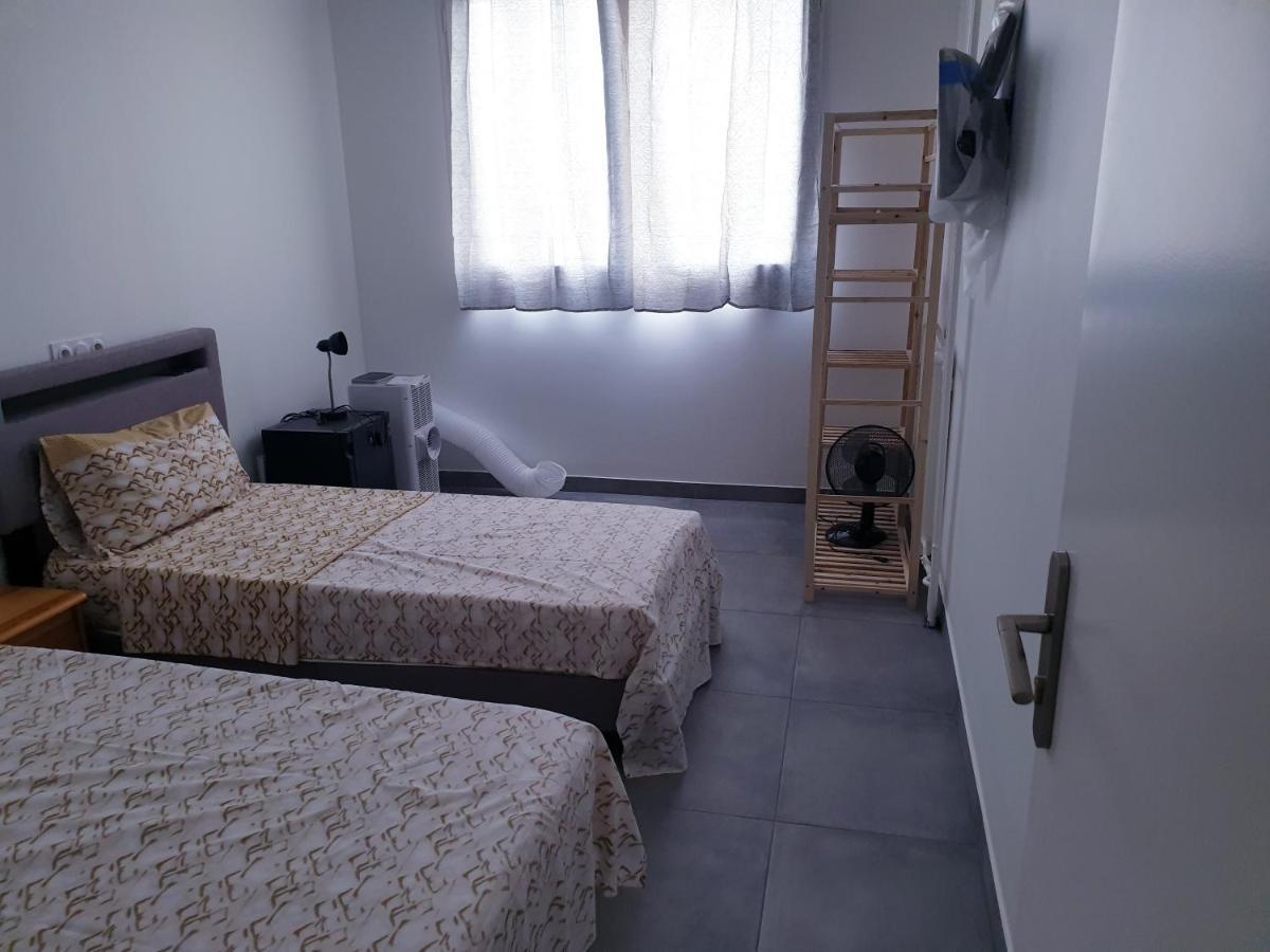 Big Flat Sea Vieuw 95 M2 5 Rooms Near Airport 5 Min Train 3 Min And Tram On Site, Beach 7 Min, 2 Showers And 2 Toilets , Neuf Grand Appartement 95 M2 5 Chambres Proche Aeroport 5 Min Train 3 Min Et Tramway Sur Place, Plage 7 Min 2 Douches Et 2 Wc Vue 니스 외부 사진