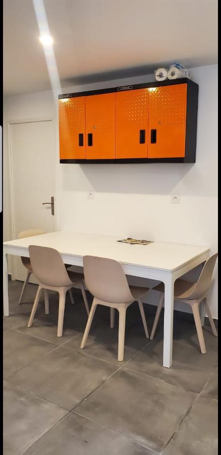 Big Flat Sea Vieuw 95 M2 5 Rooms Near Airport 5 Min Train 3 Min And Tram On Site, Beach 7 Min, 2 Showers And 2 Toilets , Neuf Grand Appartement 95 M2 5 Chambres Proche Aeroport 5 Min Train 3 Min Et Tramway Sur Place, Plage 7 Min 2 Douches Et 2 Wc Vue 니스 외부 사진