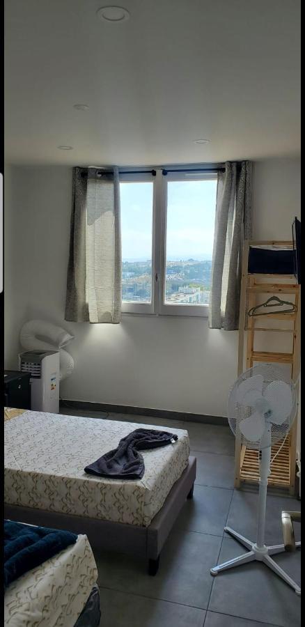Big Flat Sea Vieuw 95 M2 5 Rooms Near Airport 5 Min Train 3 Min And Tram On Site, Beach 7 Min, 2 Showers And 2 Toilets , Neuf Grand Appartement 95 M2 5 Chambres Proche Aeroport 5 Min Train 3 Min Et Tramway Sur Place, Plage 7 Min 2 Douches Et 2 Wc Vue 니스 외부 사진